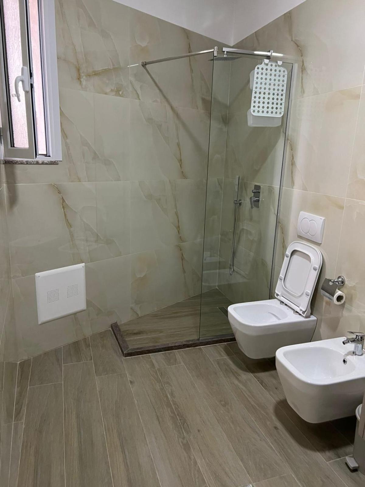Large Apartment Vlore Ngoại thất bức ảnh