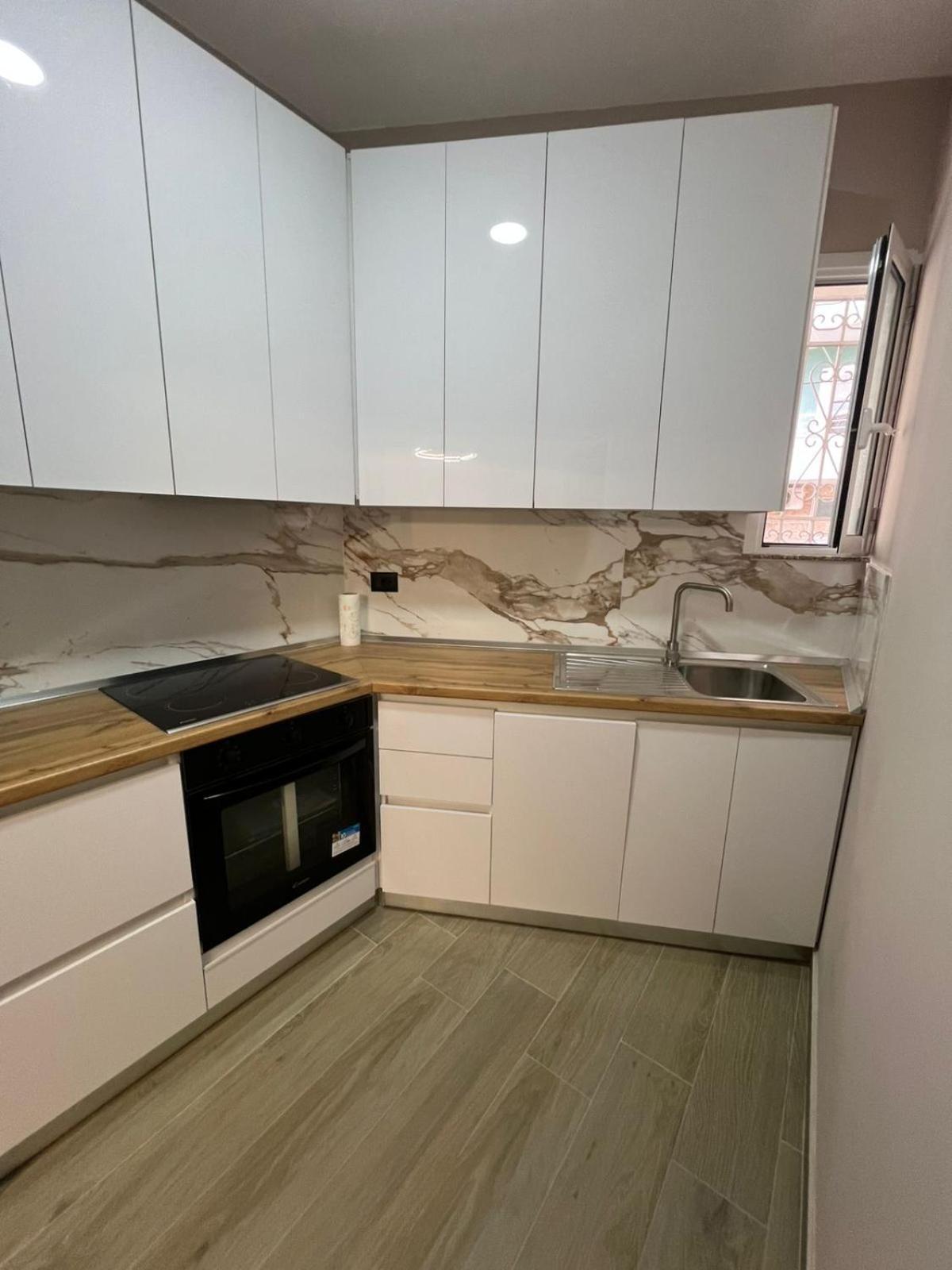 Large Apartment Vlore Ngoại thất bức ảnh
